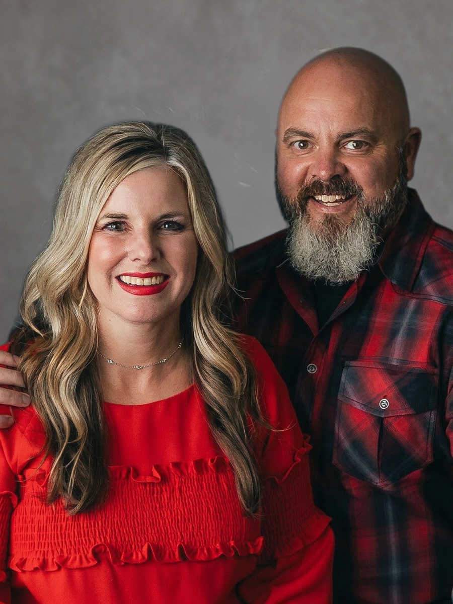 Pastors Mike & Nikki Robinson